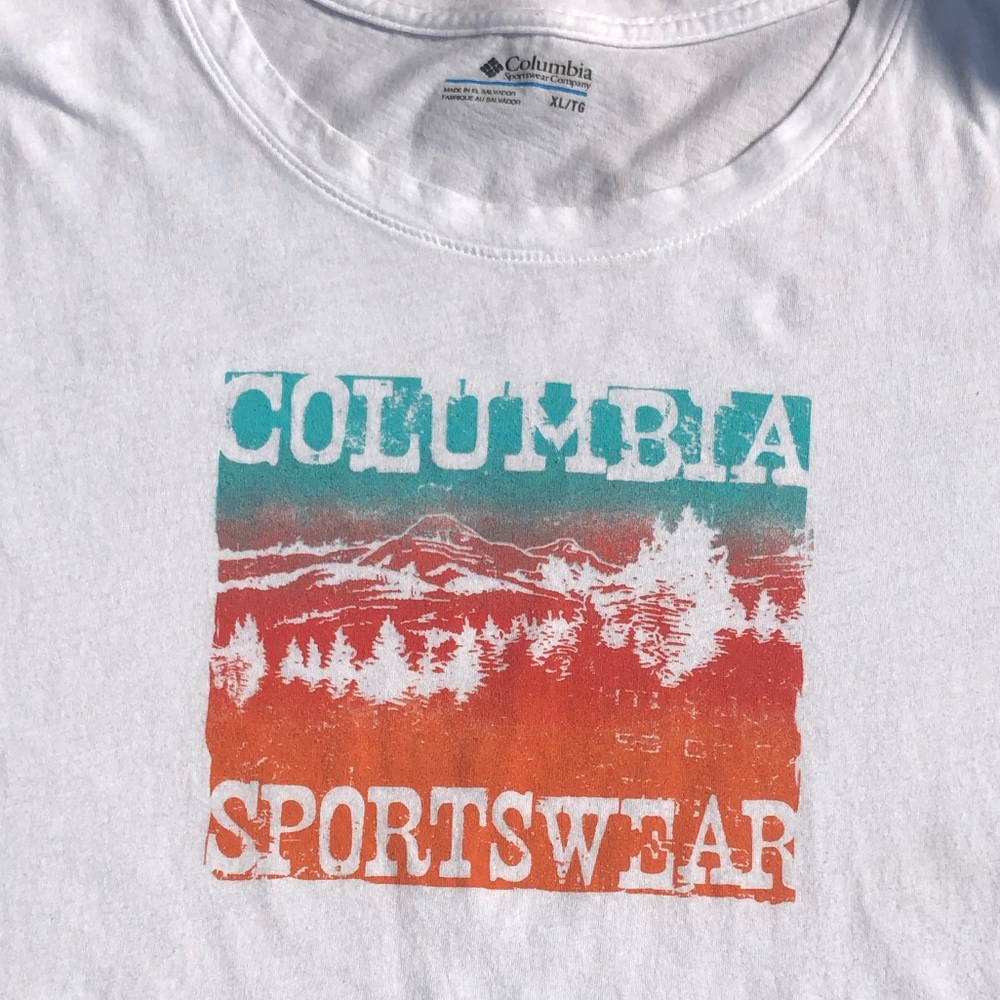 Columbia T Shirt